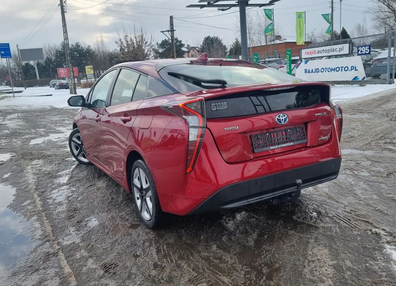 Zdjęcie oferty Toyota Prius nr. 8