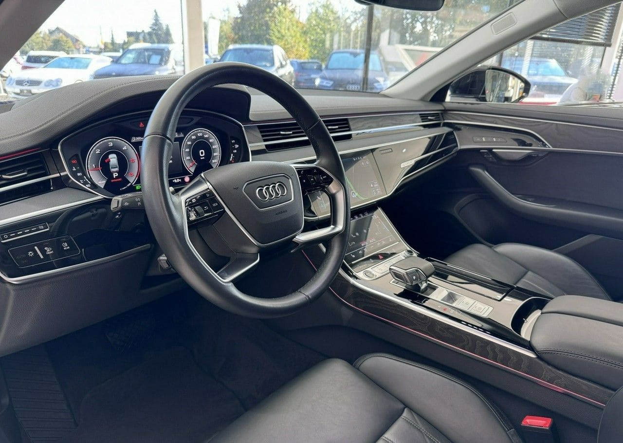 Zdjęcie oferty Audi A8 nr. 10