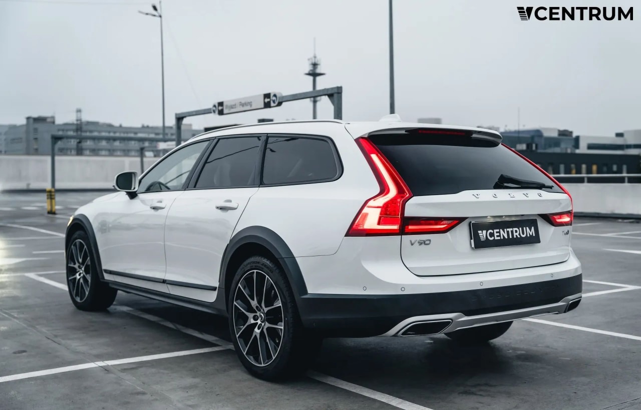 Zdjęcie oferty Volvo V90 Cross Country nr. 7