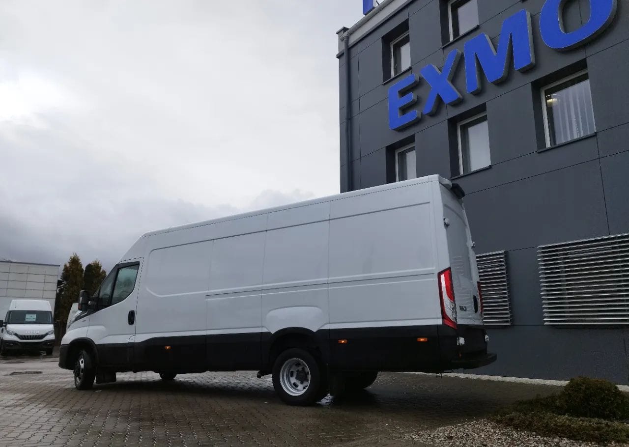 Zdjęcie oferty Iveco 35C16A8V Furgon 16m3 nr. 6