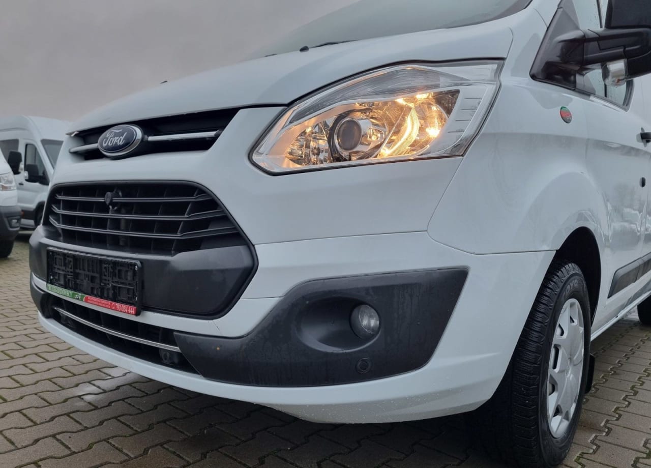 Zdjęcie oferty Ford Transit Custom Long *60900zł NETTO* 2,0TdCi/170KM nr. 9
