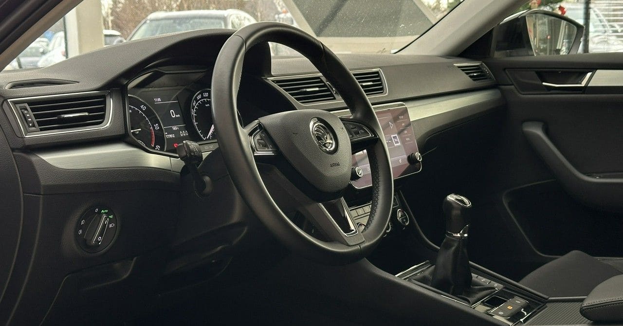 Zdjęcie oferty Skoda Superb nr. 20