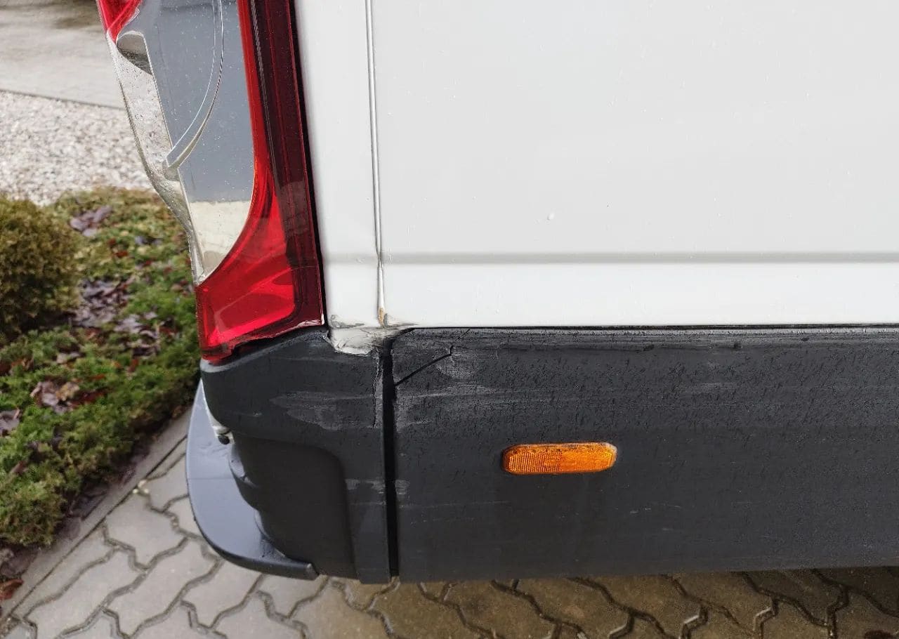 Zdjęcie oferty Iveco 35C16A8V Furgon 16m3 nr. 10