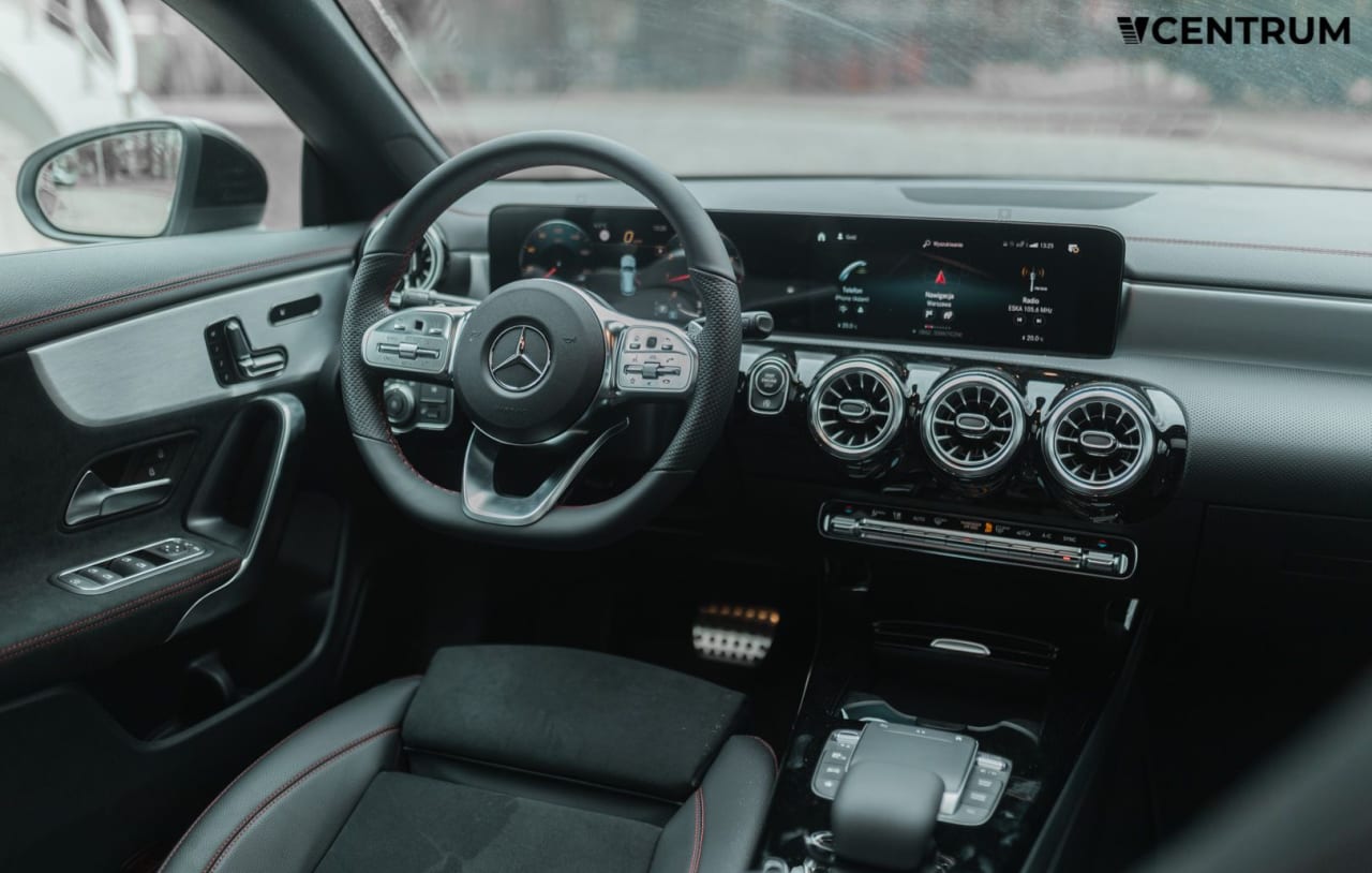 Zdjęcie oferty Mercedes-Benz CLA nr. 11