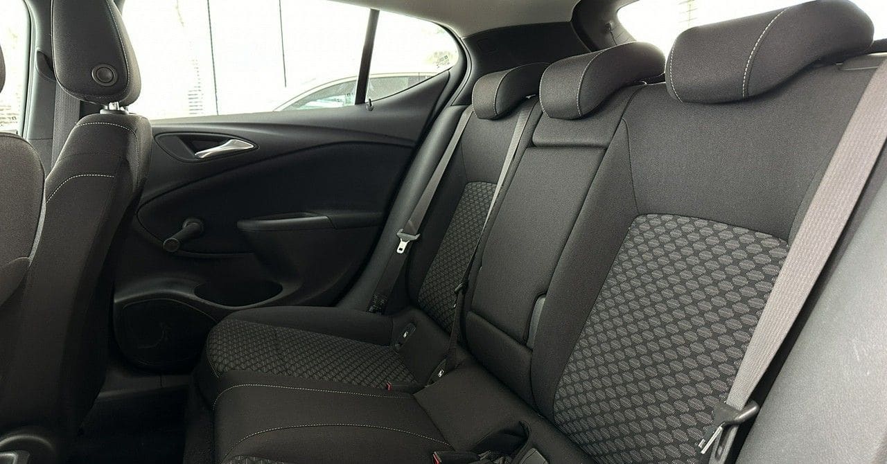 Zdjęcie oferty Opel Astra nr. 13