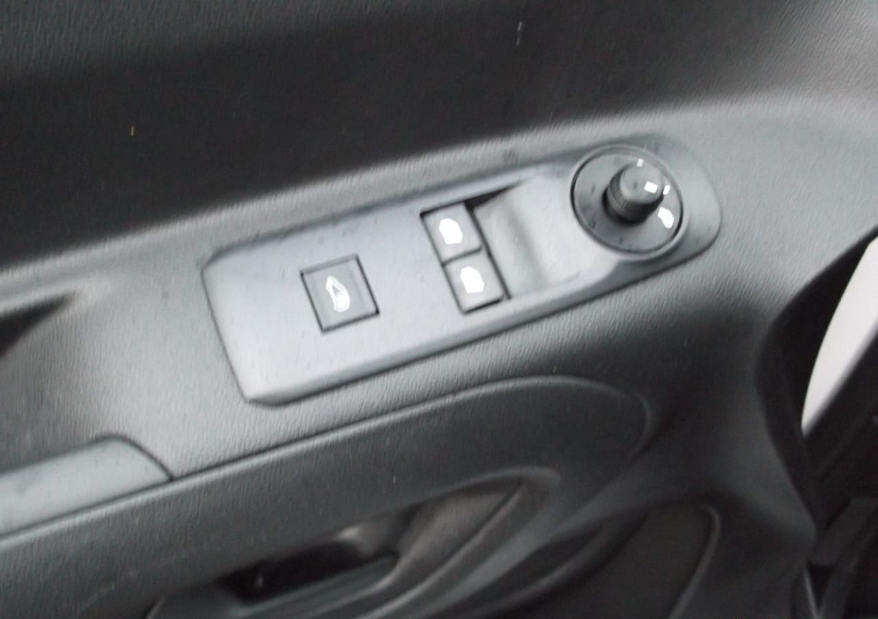 Zdjęcie oferty Citroen Berlingo nr. 29