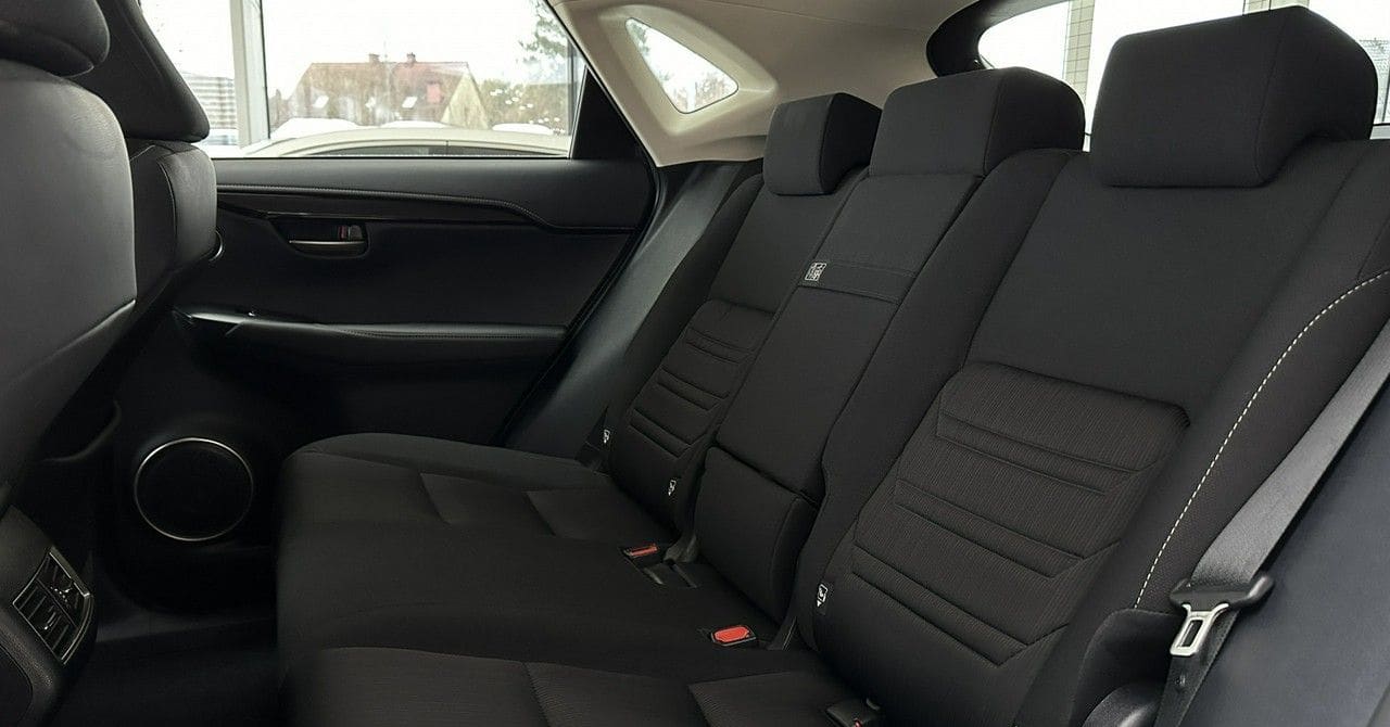 Zdjęcie oferty Lexus NX nr. 13