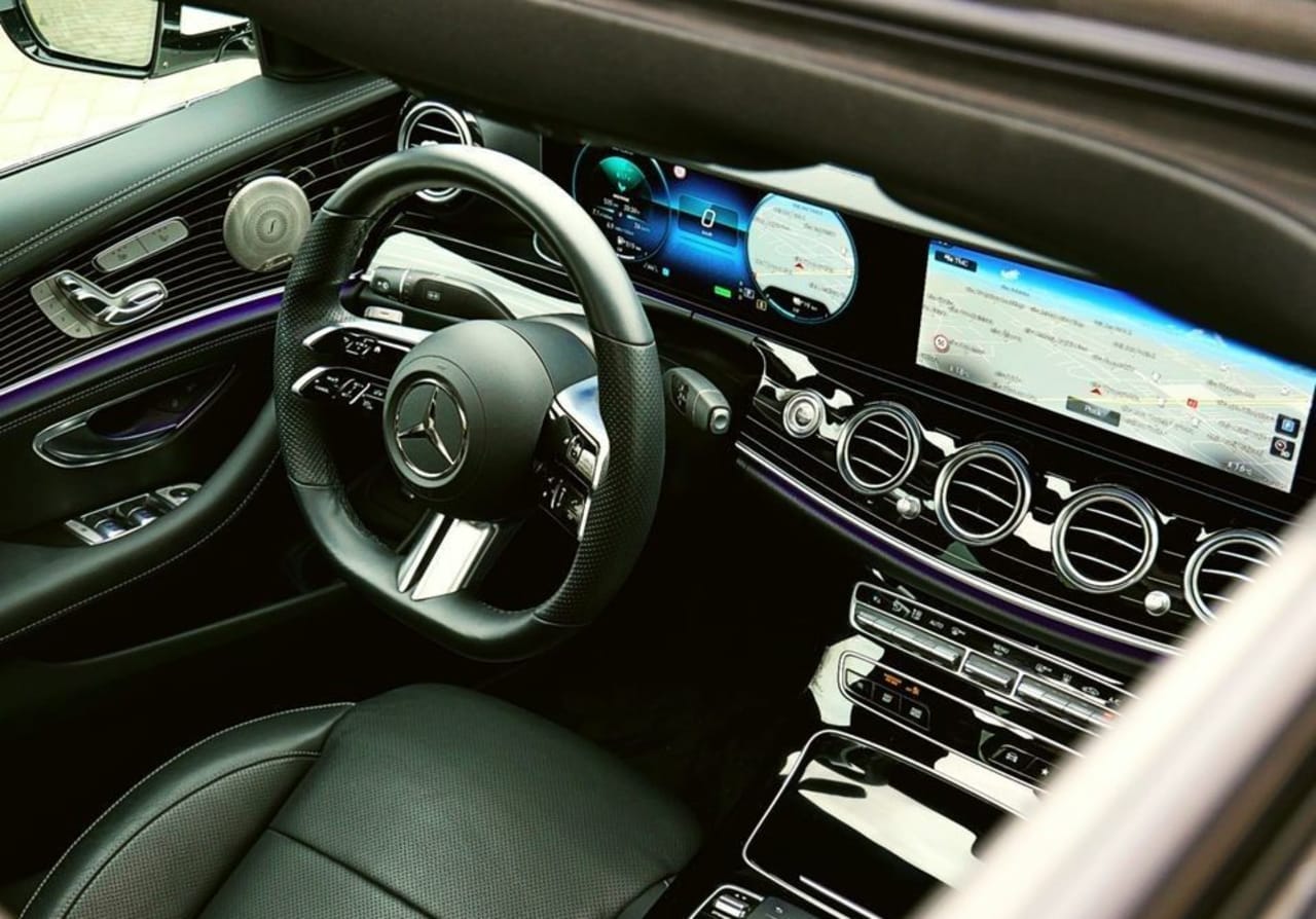 Zdjęcie oferty Mercedes-Benz Klasa E nr. 19