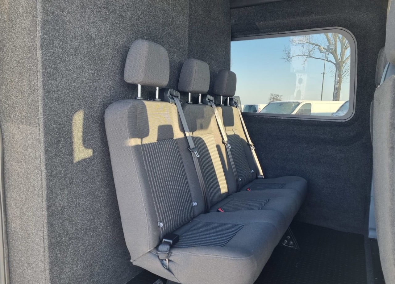Zdjęcie oferty Ford Transit L3H2 *79999zł NETTO* Brygadówka 6 osób 2,0TdCi/131KM nr. 27