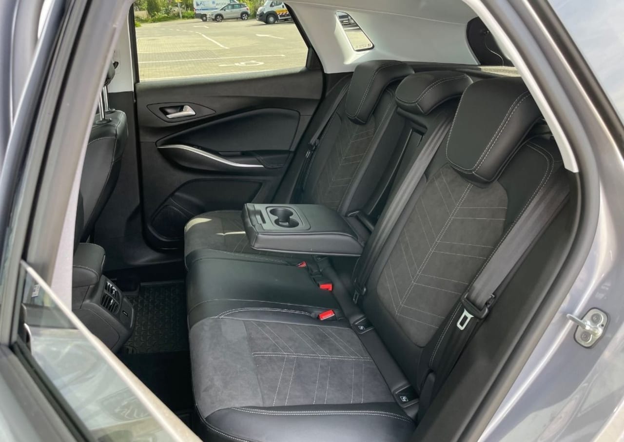 Zdjęcie oferty Opel Grandland nr. 12