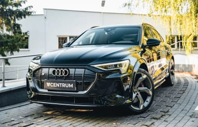 Zdjęcia oferty Audi e-tron nr. 1