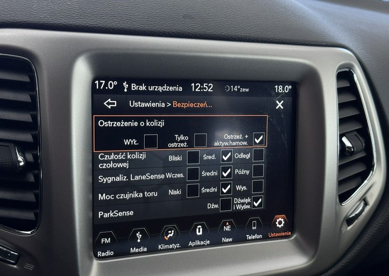Zdjęcie oferty Jeep Compass nr. 32