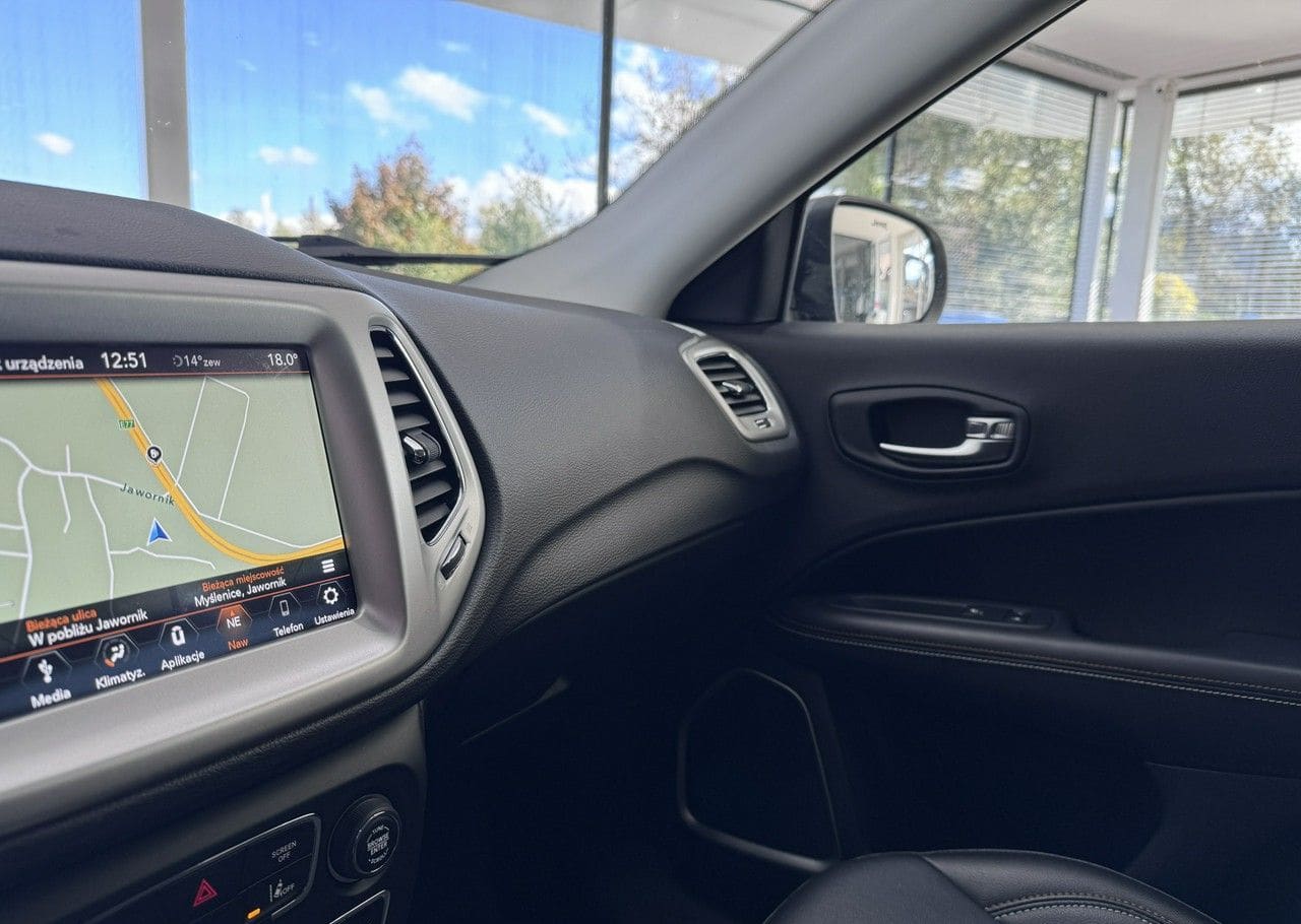 Zdjęcie oferty Jeep Compass nr. 28