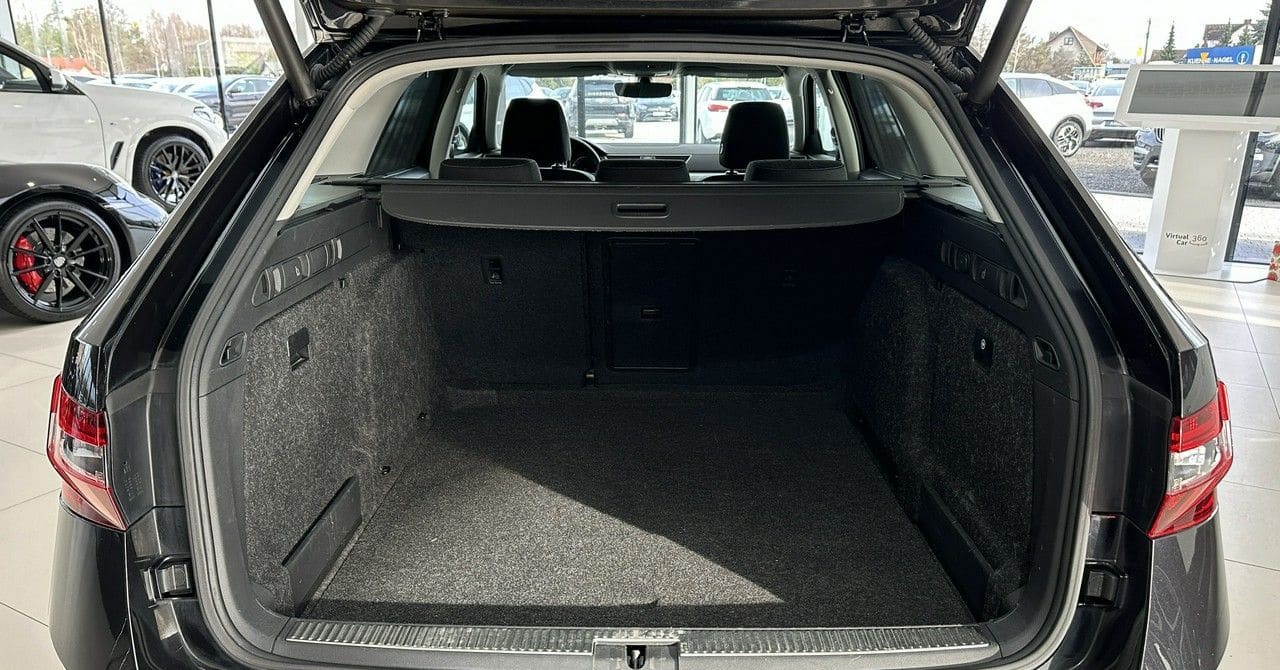 Zdjęcie oferty Skoda Superb nr. 16