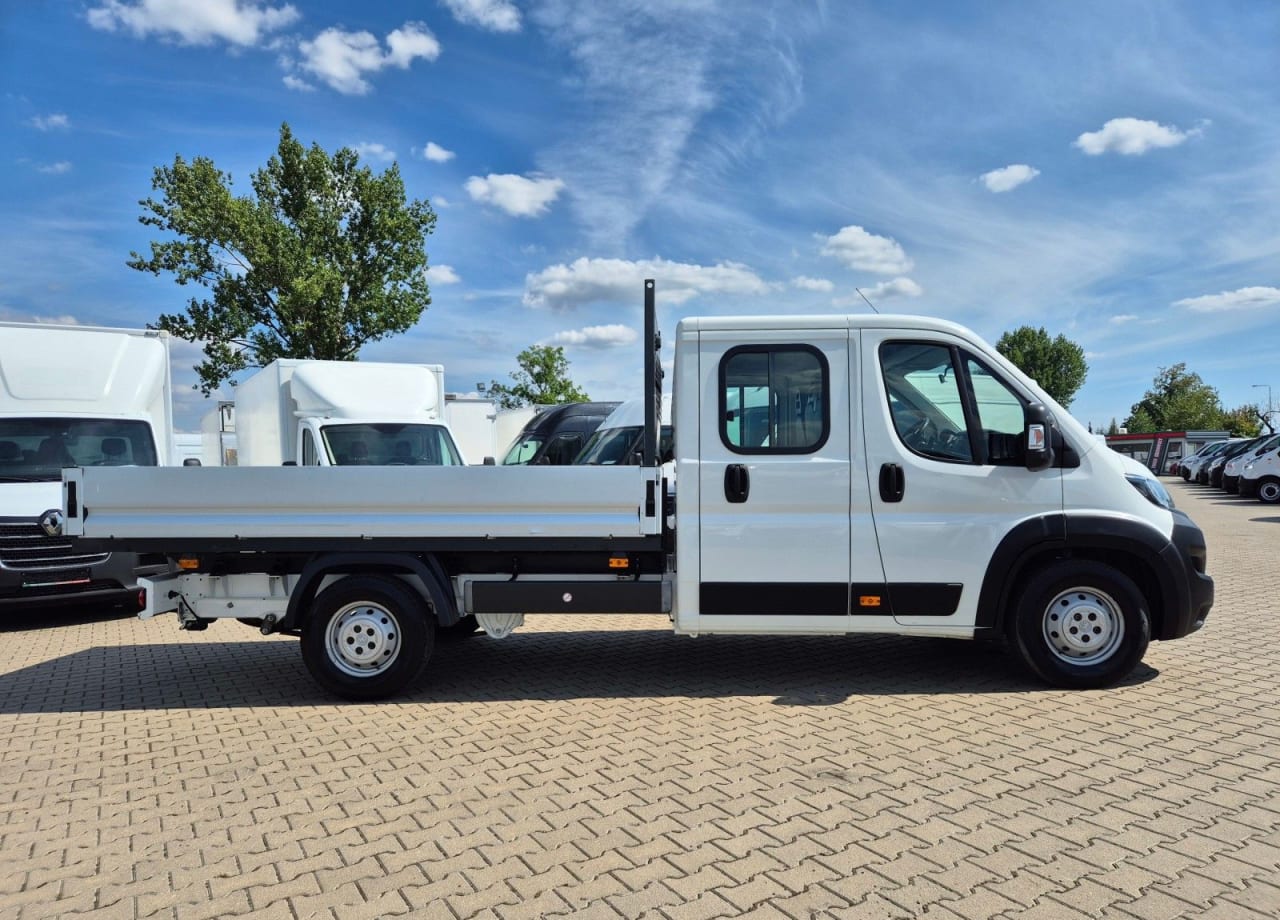 Zdjęcie oferty Peugeot Boxer DoKa *89999zł NETTO* 2,2HDi/165KM nr. 6