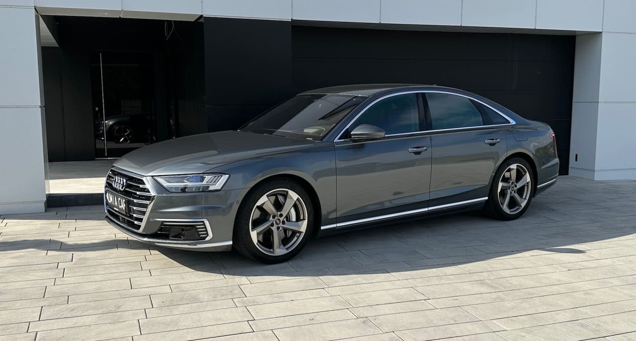Zdjęcie oferty Audi A8 nr. 37