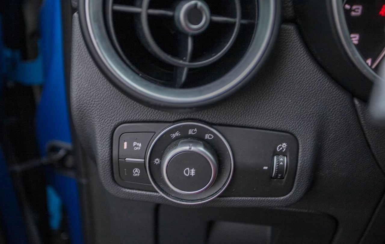 Zdjęcie oferty Alfa romeo Stelvio nr. 26