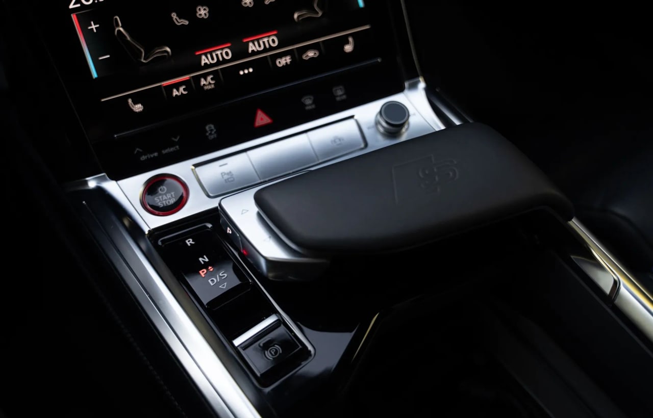 Zdjęcie oferty Audi e-tron nr. 12