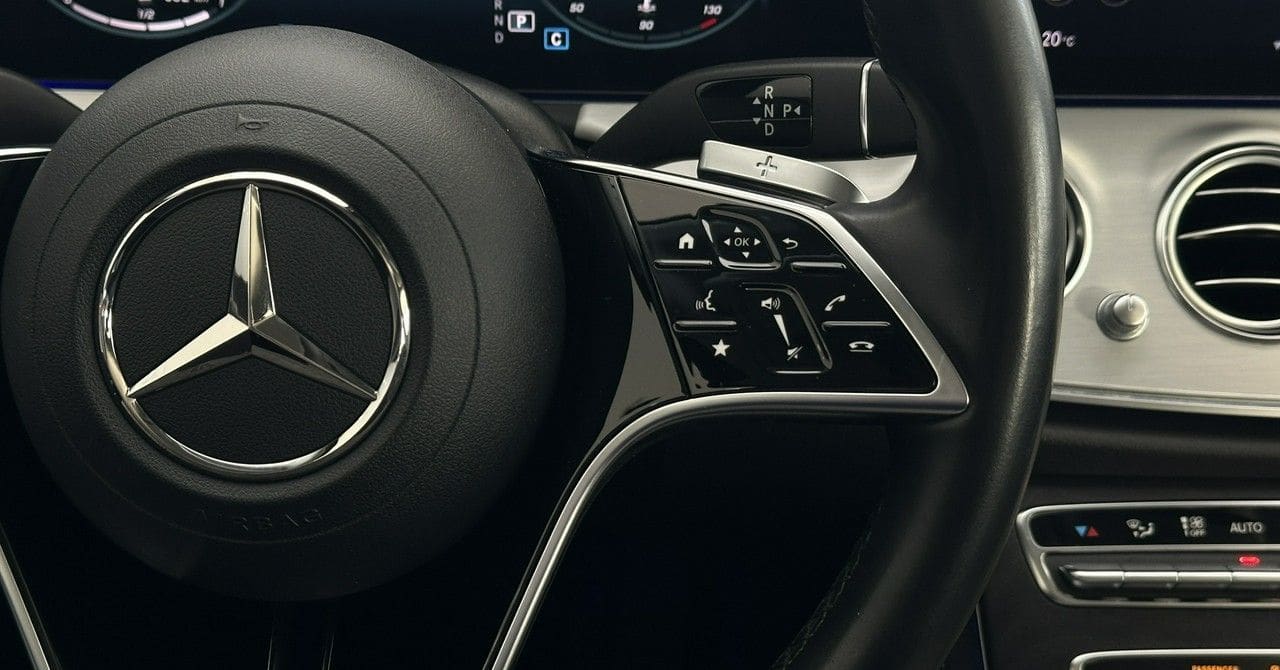Zdjęcie oferty Mercedes-Benz Klasa E nr. 23