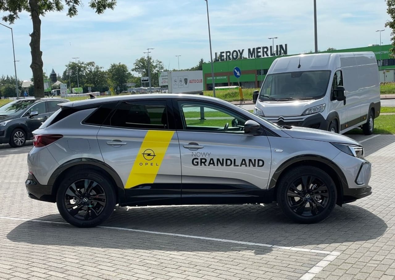 Zdjęcie oferty Opel Grandland nr. 4