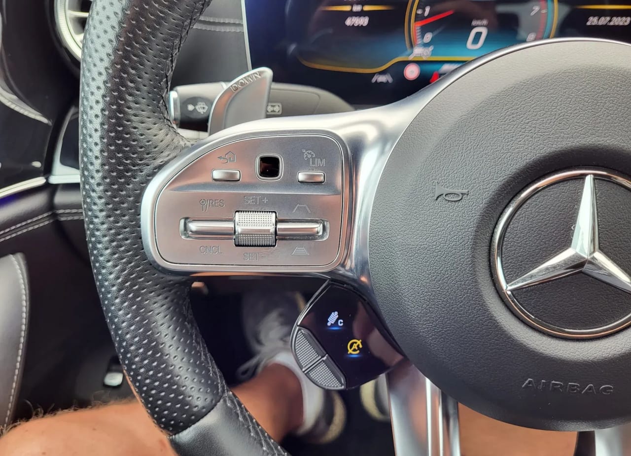 Zdjęcie oferty Mercedes-Benz AMG GT nr. 17