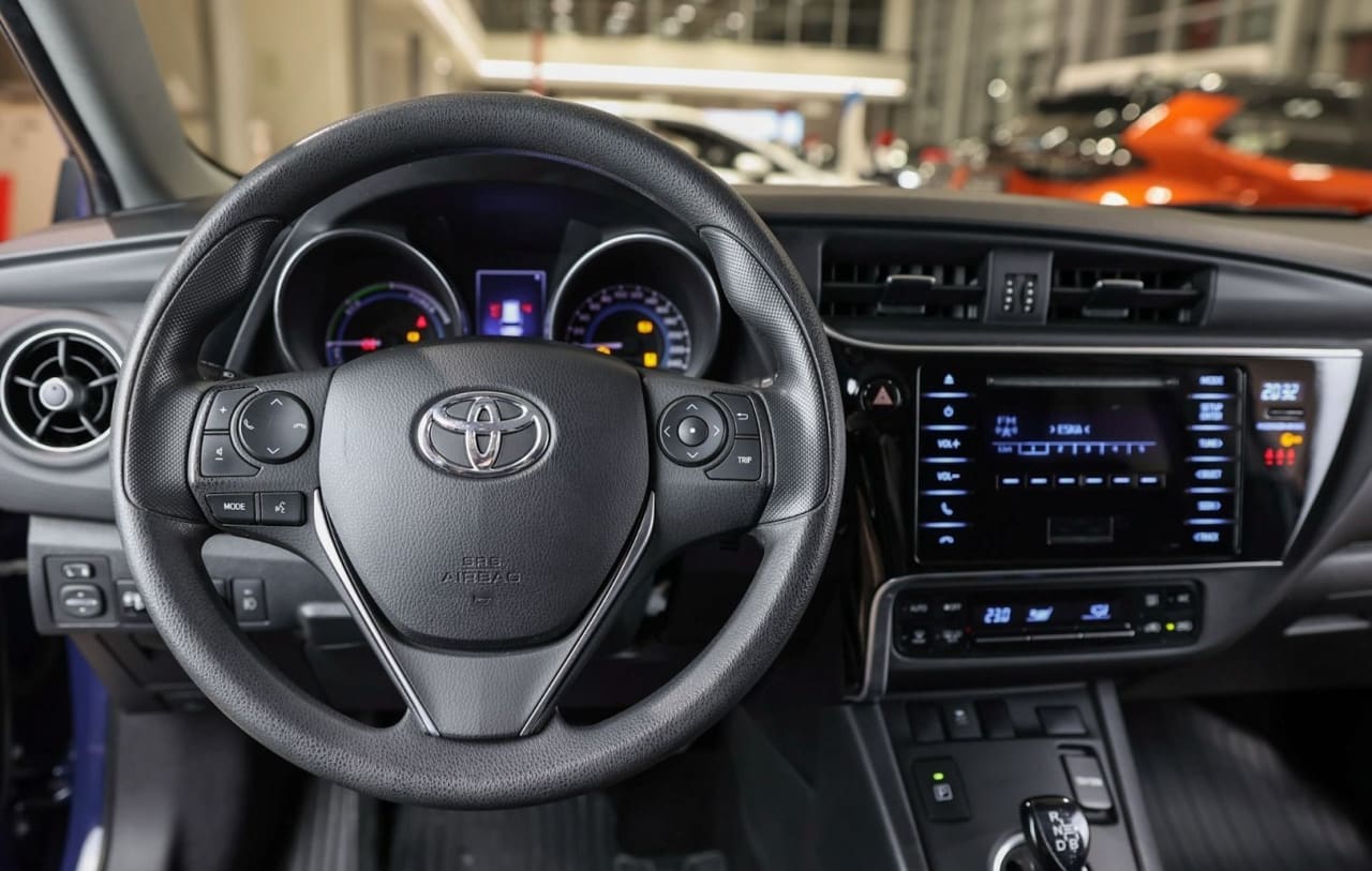 Zdjęcie oferty Toyota Auris nr. 11
