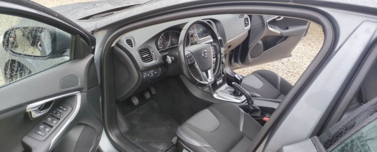Zdjęcie oferty Volvo V40 nr. 21