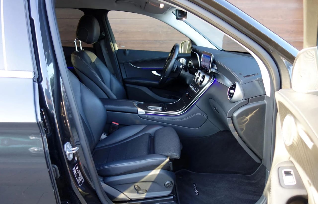 Zdjęcie oferty Mercedes-Benz GLC nr. 32