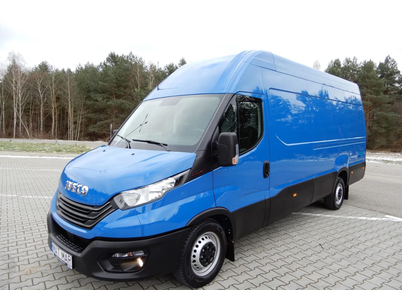 Zdjęcie oferty Iveco DAILY 35S18 Furgon Blaszak Long MAXI XXL 4.70 Dł. Cm H3-2150 mm WZMACNIANY GWARANCJA PRODUCENTA FABRYCZNIE NOWY DOSTEPNY nr. 7