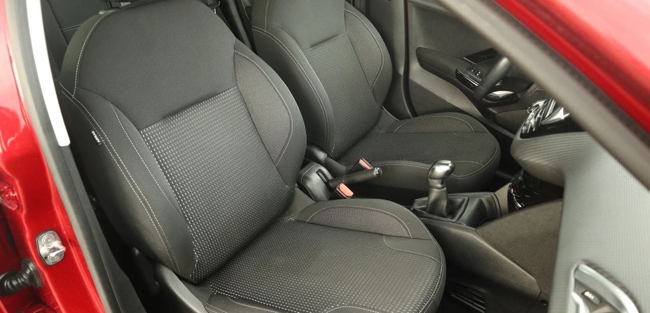 Zdjęcie oferty Peugeot 208 nr. 14