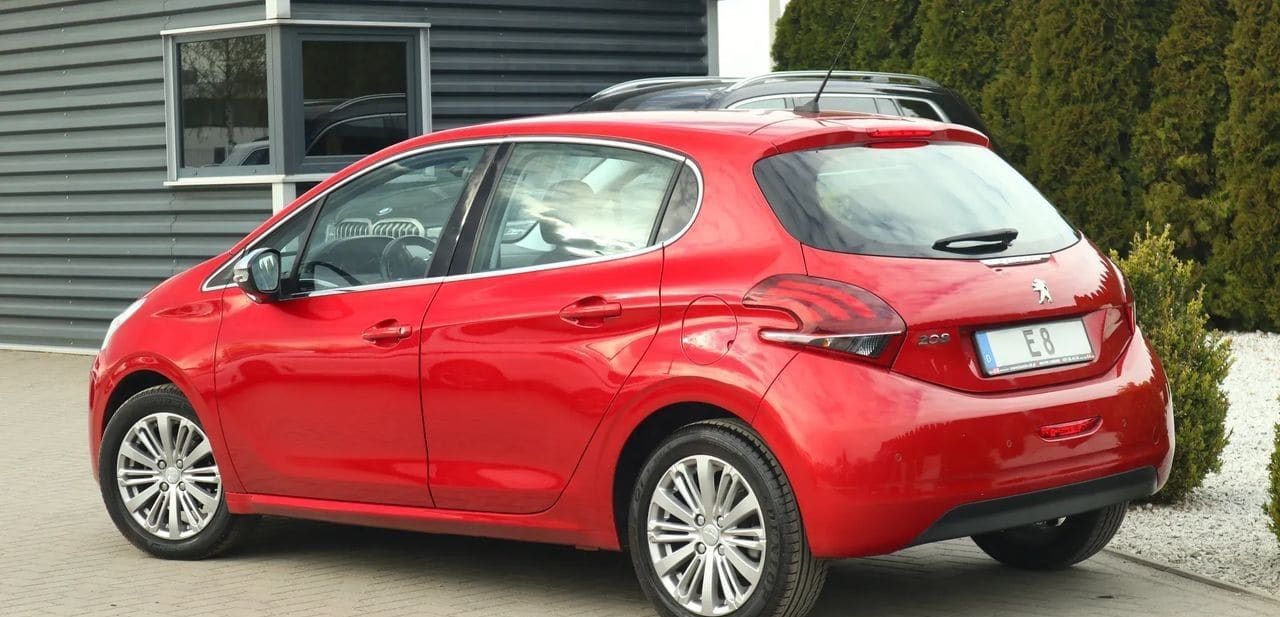 Zdjęcie oferty Peugeot 208 nr. 7