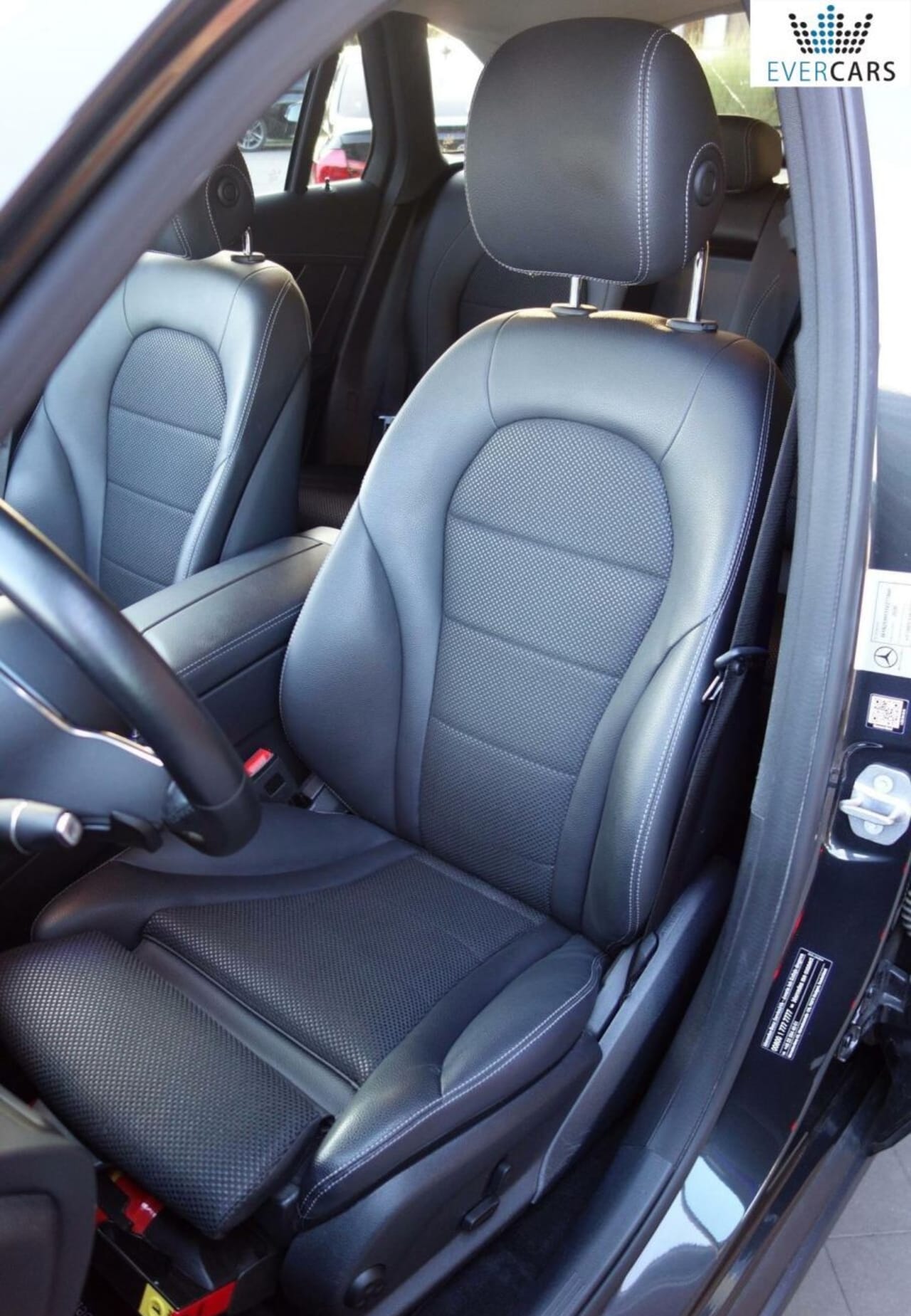 Zdjęcie oferty Mercedes-Benz GLC nr. 14