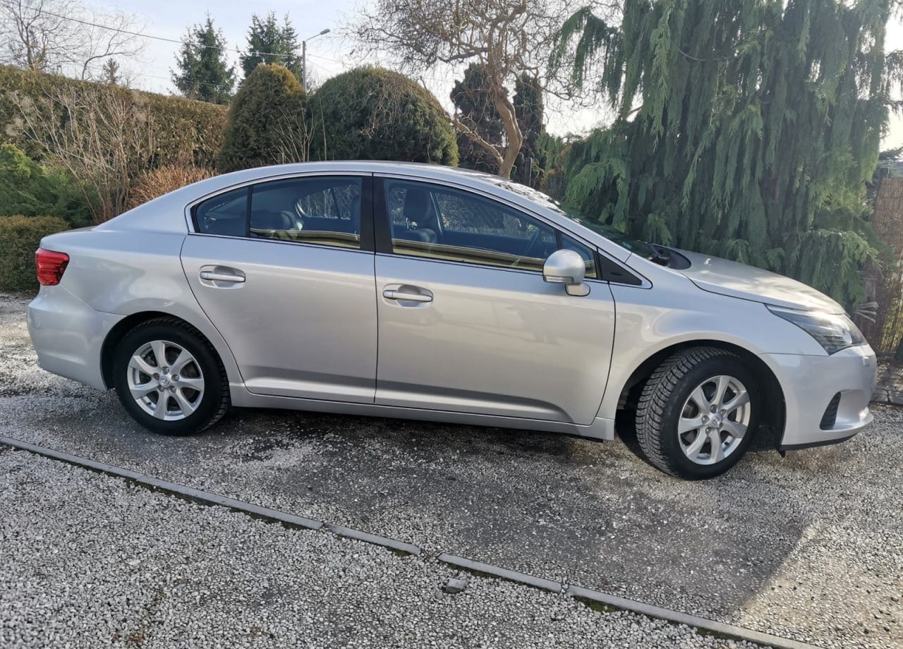 Zdjęcie oferty Toyota Avensis nr. 18
