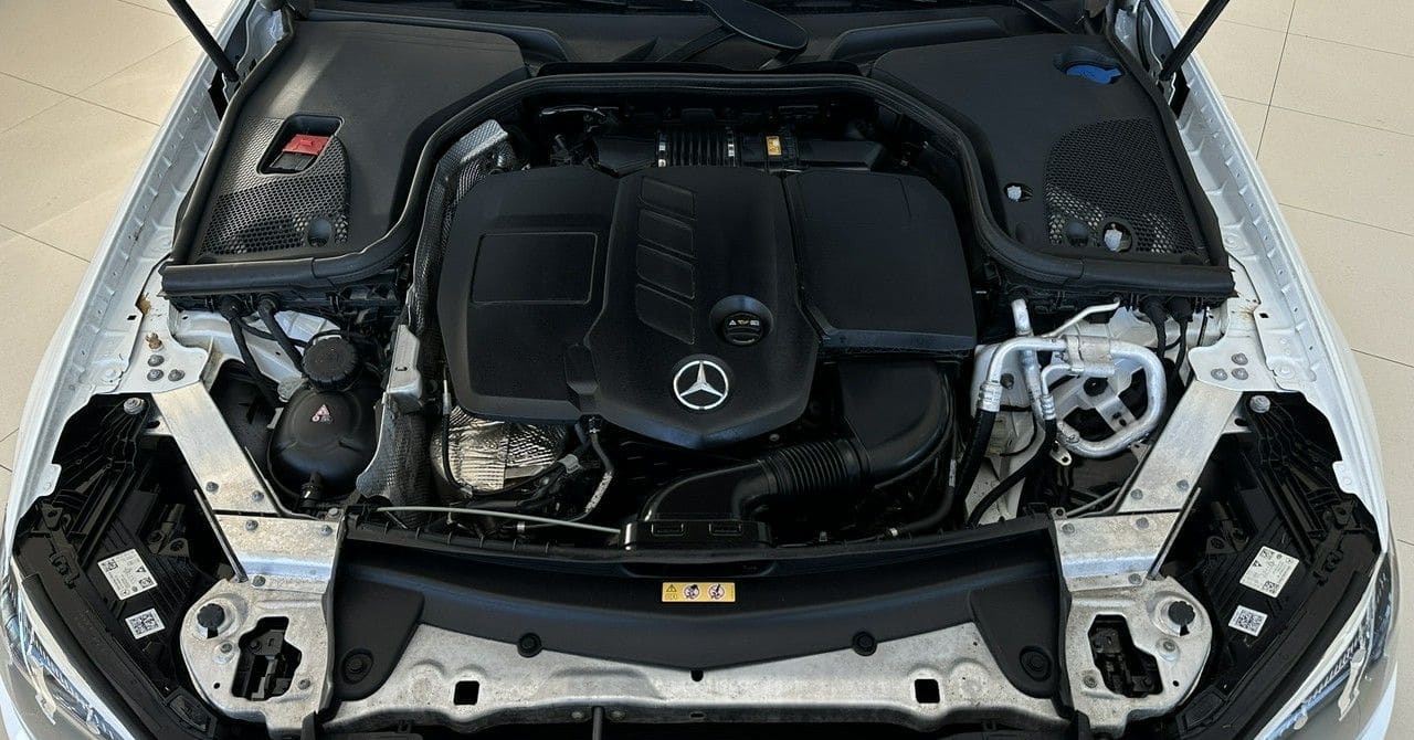 Zdjęcie oferty Mercedes-Benz Klasa E nr. 19