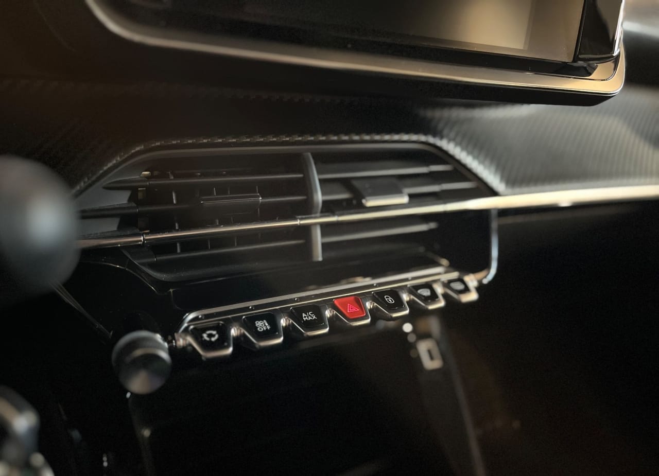 Zdjęcie oferty Peugeot 208 nr. 14