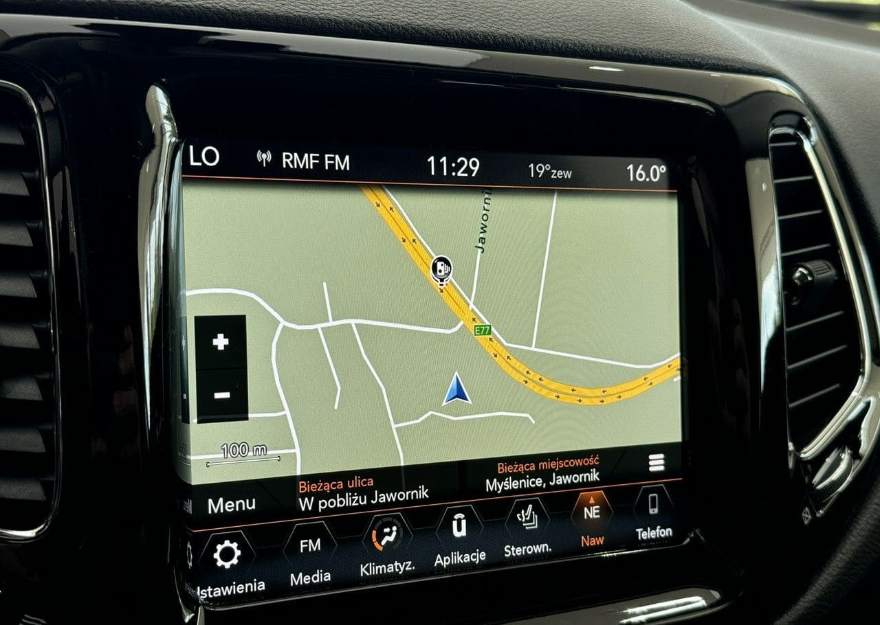 Zdjęcie oferty Jeep Compass nr. 28