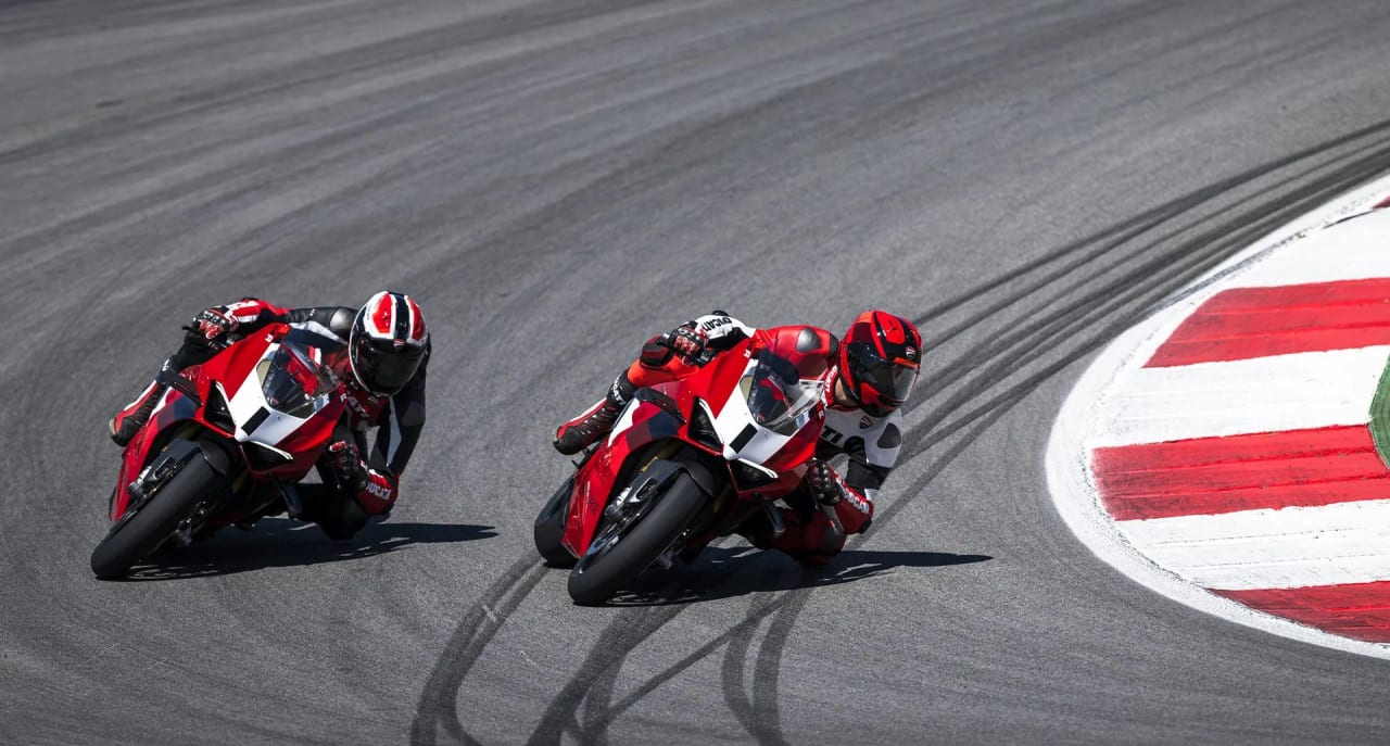 Zdjęcie oferty Ducati panigale-v4r nr. 12