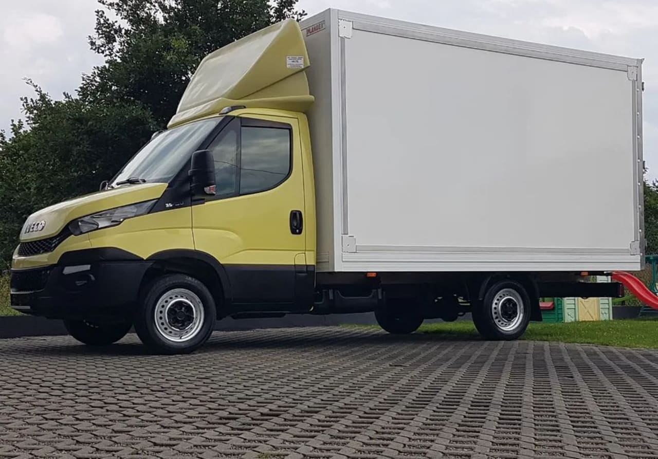 Zdjęcie oferty Iveco Daily KONTENER 8EP 4,14x2,22x2,20 KLIMA MANUAL DMC 3500 KG KRAJOWY nr. 35