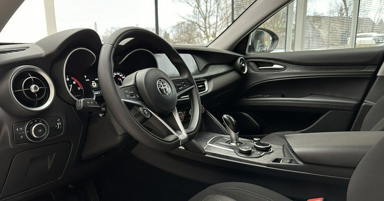 Zdjęcie oferty Alfa romeo Stelvio nr. 8