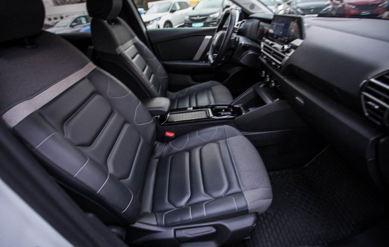 Zdjęcie oferty Citroen C4 nr. 29