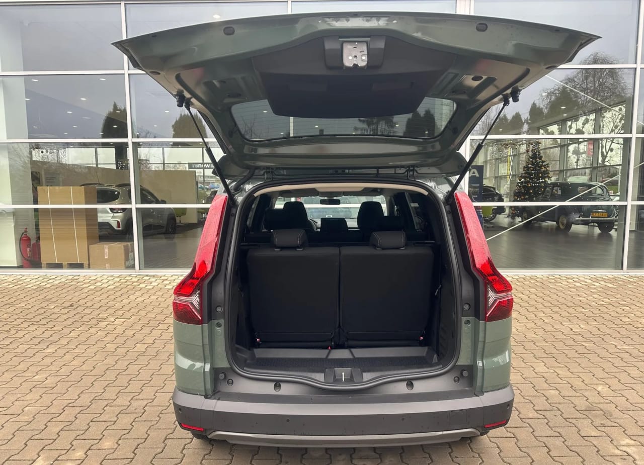 Zdjęcie oferty Dacia Jogger nr. 9