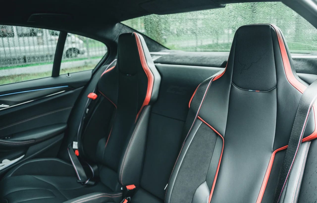 Zdjęcie oferty BMW M5 nr. 25