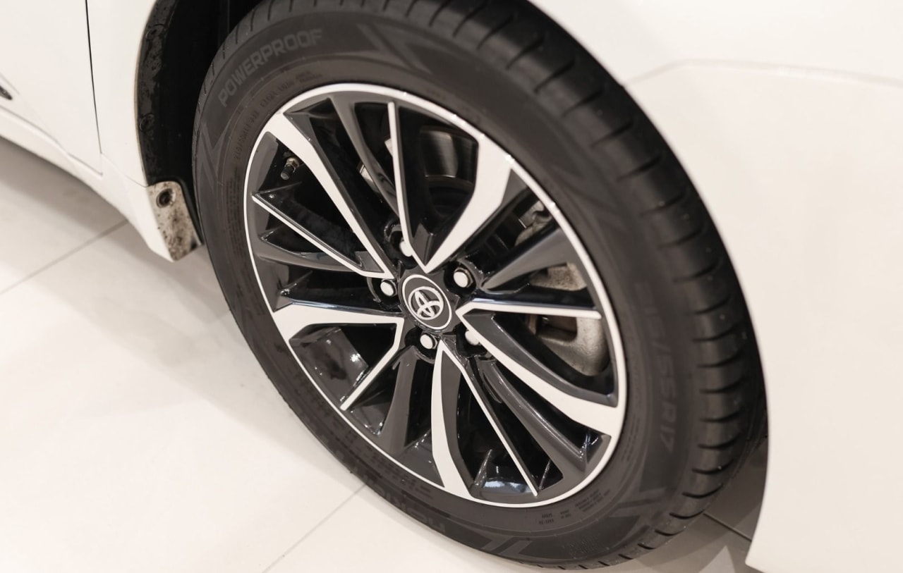 Zdjęcie oferty Toyota Avensis nr. 5