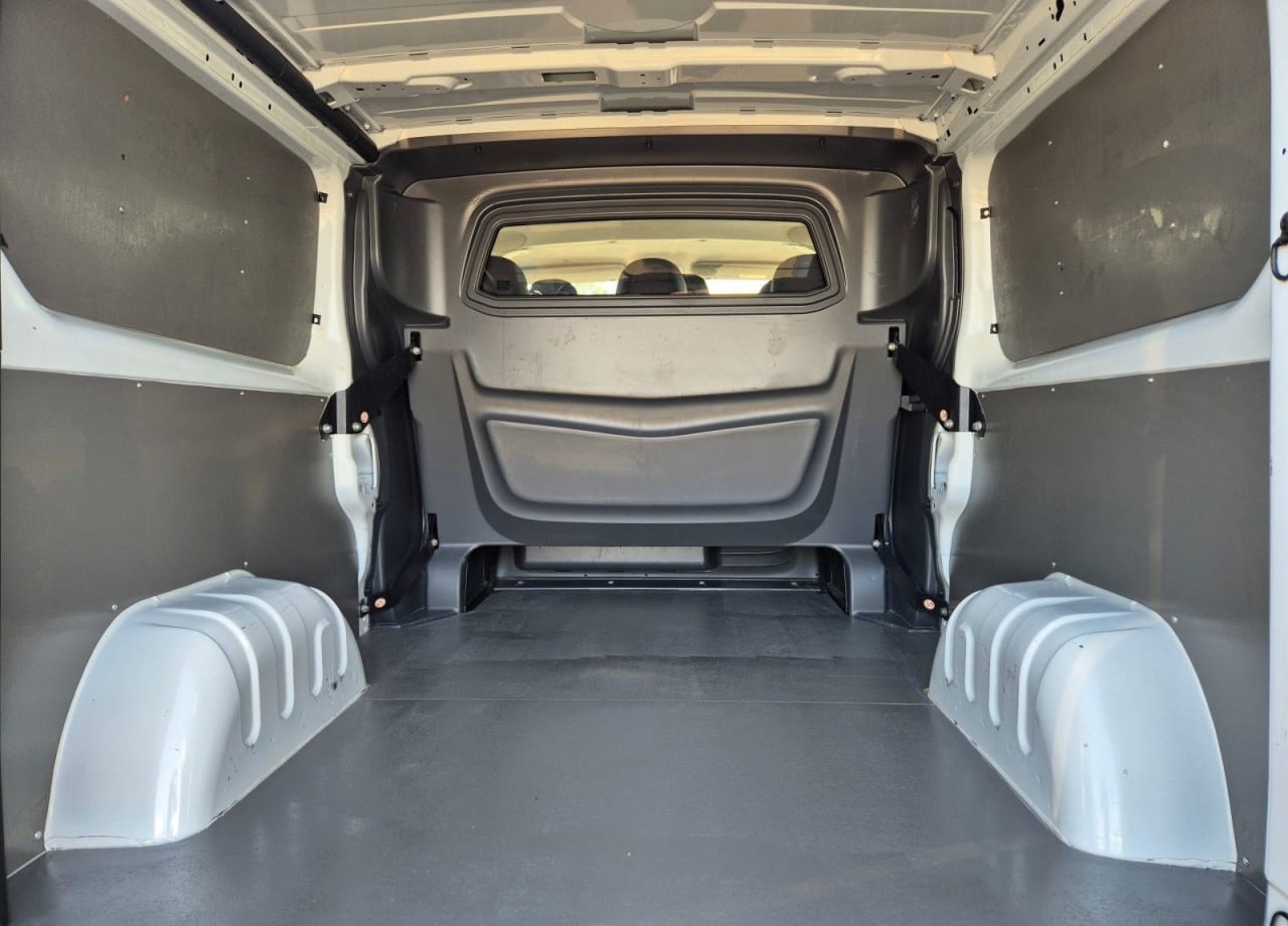 Zdjęcie oferty Renault Trafic Long *79900zł NETTO* Brygadówka 6 osób 1,6 dCi/125KM nr. 11