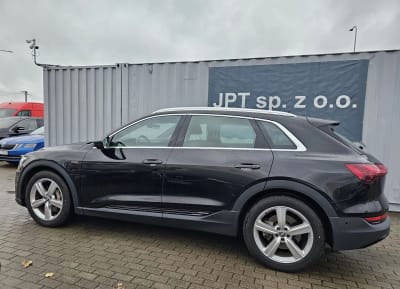 Zdjęcia oferty Audi e-tron nr. 4
