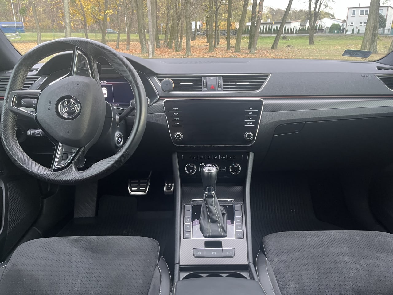 Zdjęcie oferty Skoda Superb nr. 6