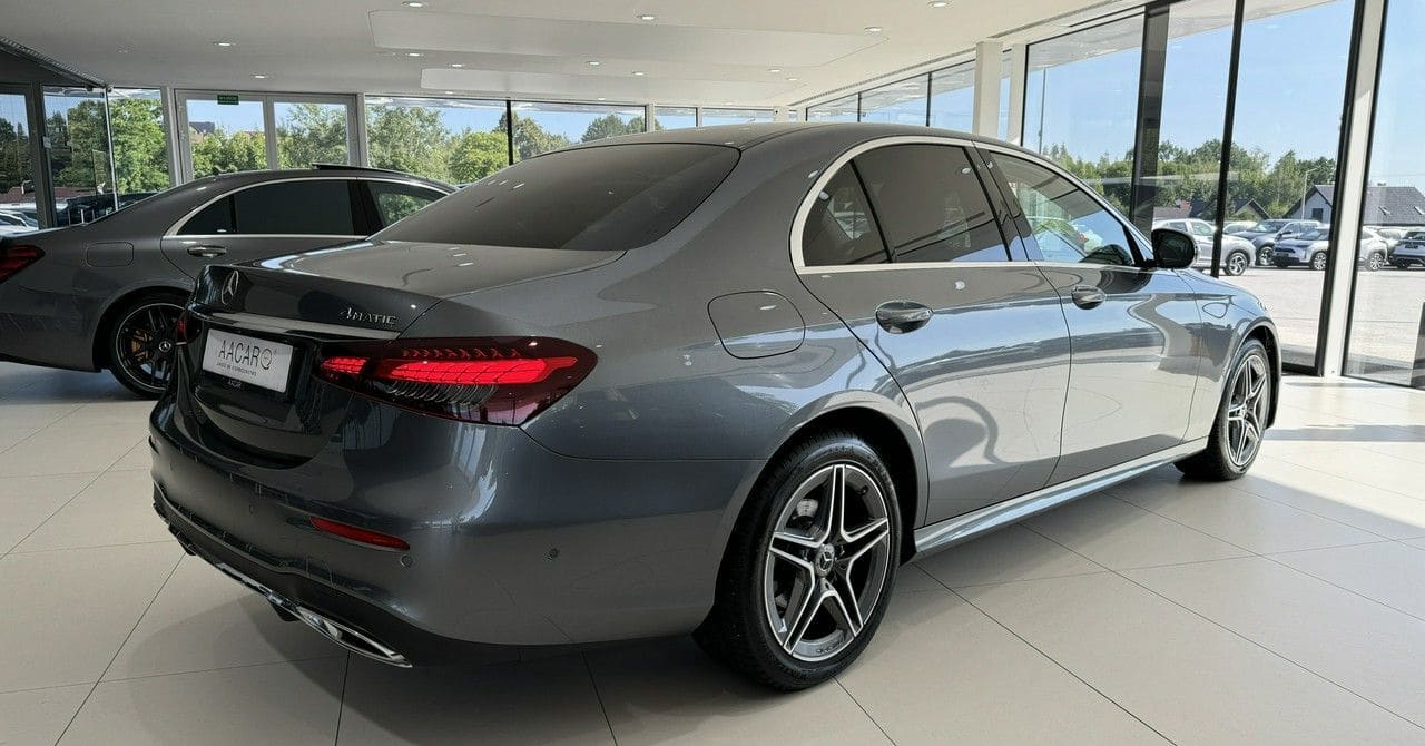 Zdjęcie oferty Mercedes-Benz Klasa E nr. 5