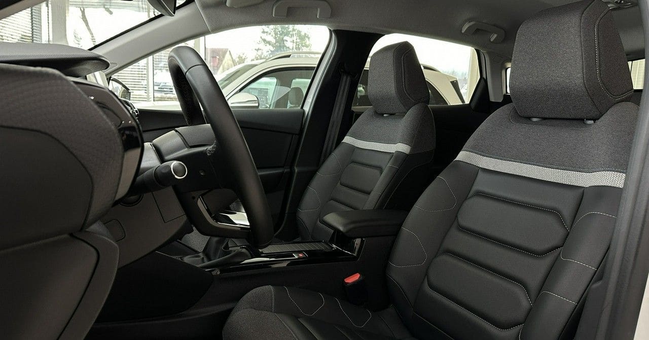 Zdjęcie oferty Citroen C4 nr. 10