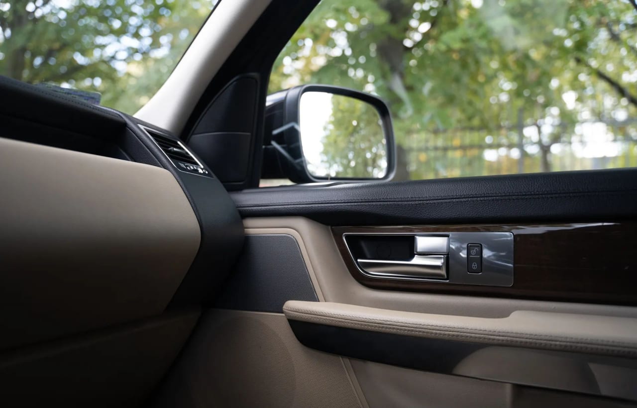 Zdjęcie oferty Land Rover Range Rover Sport nr. 14