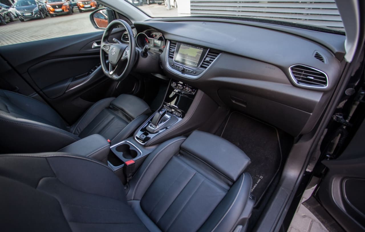 Zdjęcie oferty Opel Grandland X nr. 8